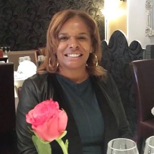 Meet your Posher, Sally